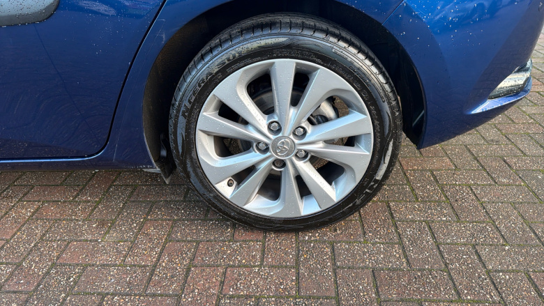 Toyota Auris 1.2T Excel 5dr [Leather] Petrol Hatchback